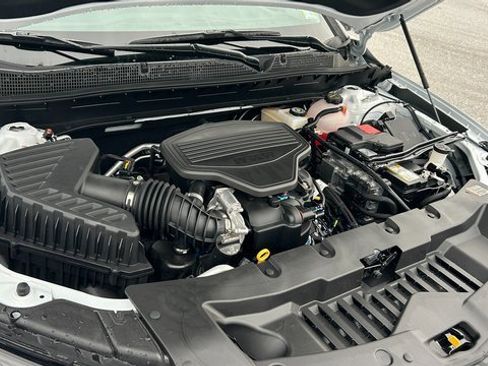 New 2025 Chevrolet Blazer LT w/ Midnight/Sport Edition image 53