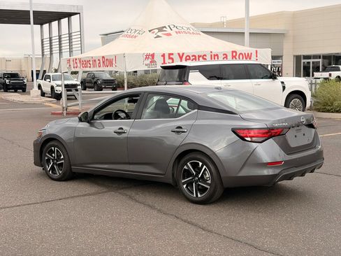 Used 2024 Nissan Sentra SV FWD image 4