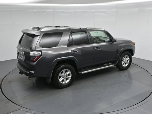 Used 2014 Toyota 4Runner SR5 RWD image 37