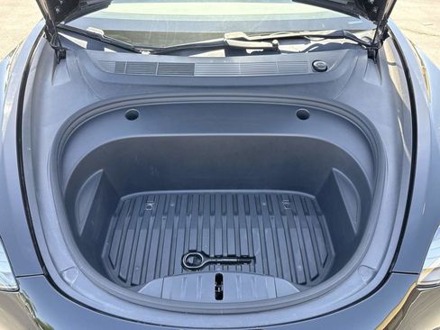 Used 2021 Tesla Model 3 Standard Range Plus RWD image 11