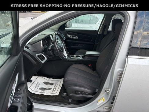 Used 2017 GMC Terrain SLE w/ Convenience Package image 16