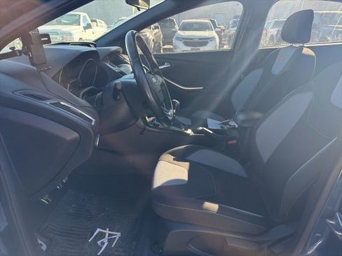 Used 2018 Ford Focus ST image 17