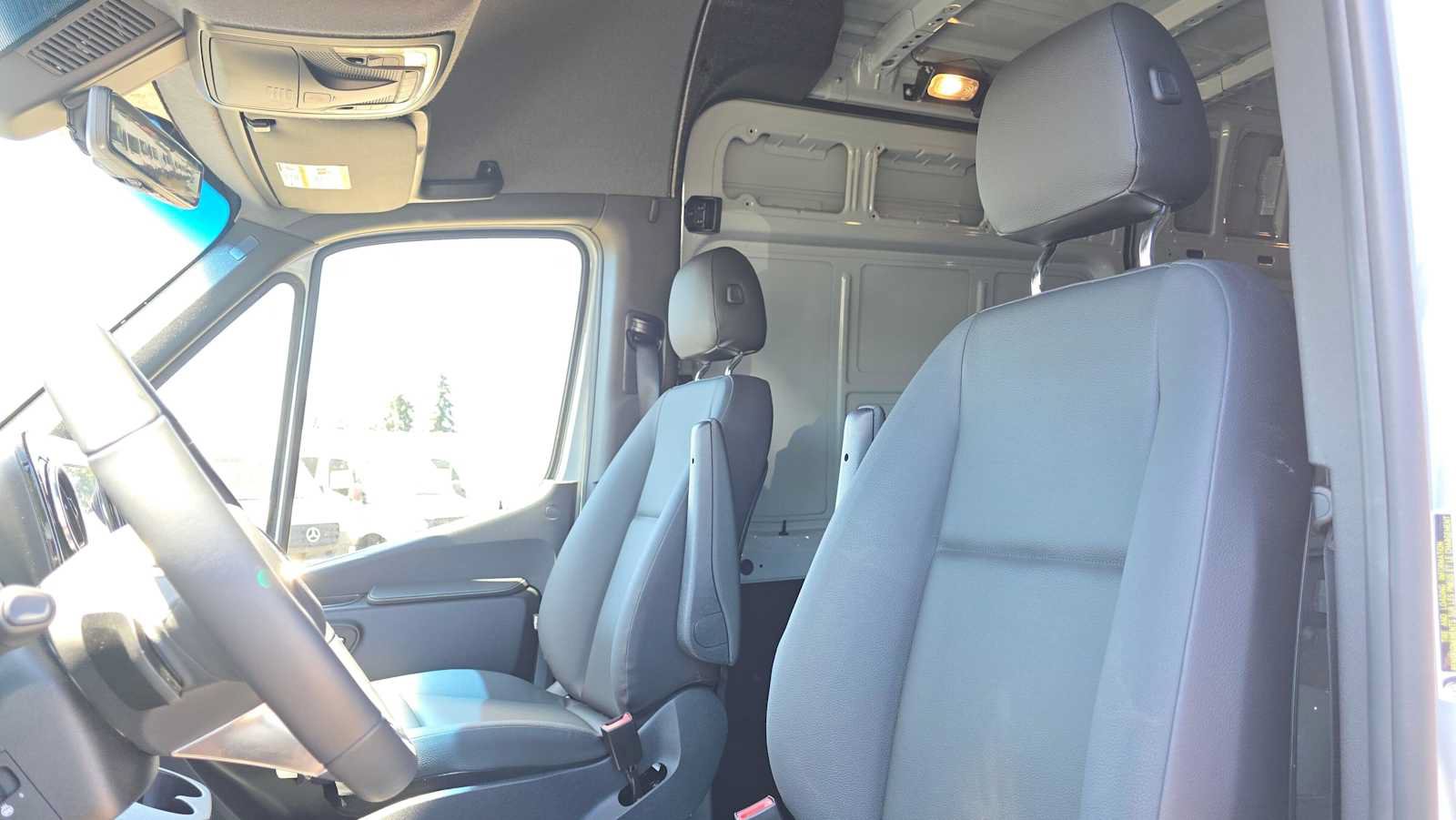 Used 2026 Mercedes-Benz Sprinter 2500 image 22