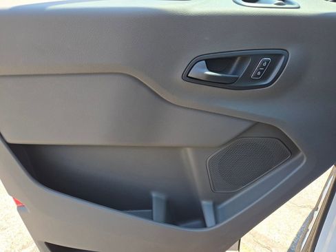 New 2025 Ford Transit 350 XLT image 18