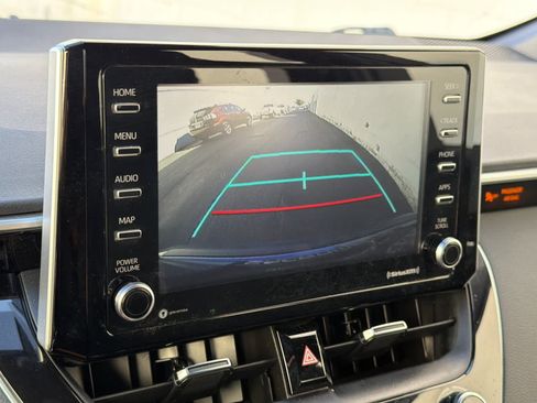 Used 2021 Toyota Corolla SE w/ SE Premium Package FWD image 19