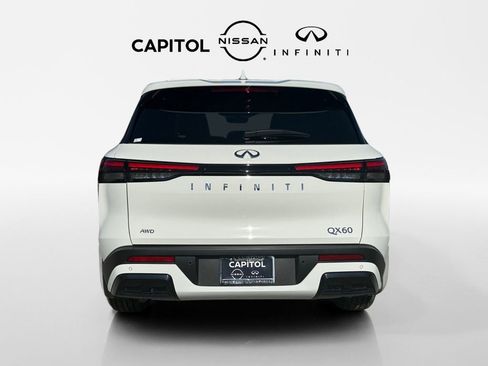Used 2025 INFINITI QX60 Pure image 7