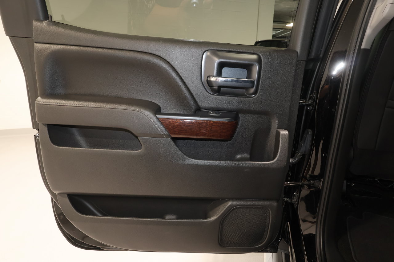 Used 2017 GMC Sierra 1500 SLT w/ SLT Premium Package AWD/4WD image 11