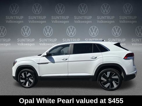 Used 2025 Volkswagen Atlas Cross Sport SEL AWD/4WD image 2