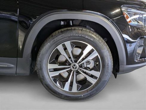 Certified 2025 Mercedes-Benz GLB 250 image 24