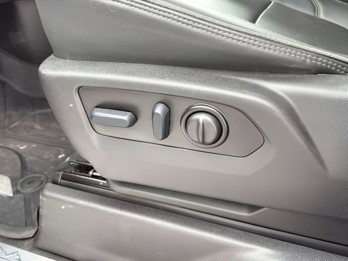 Used 2022 Chevrolet Silverado 1500 High Country w/ LPO, Dark Essentials Package AWD/4WD image 25