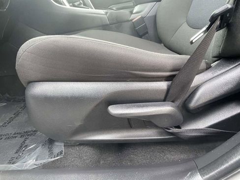 Used 2022 Toyota RAV4 LE image 21