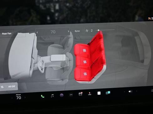 Used 2023 Tesla Model X AWD/4WD image 34