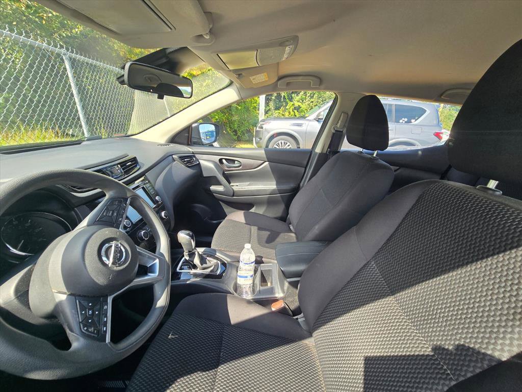 Used 2022 Nissan Rogue Sport S FWD image 4