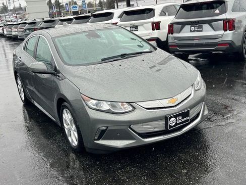 Used 2017 Chevrolet Volt Premier w/ Driver Confidence II Package image 5