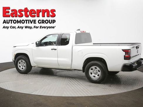 Used 2022 Nissan Frontier S image 61