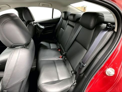 Used 2023 MAZDA MAZDA3 s image 31