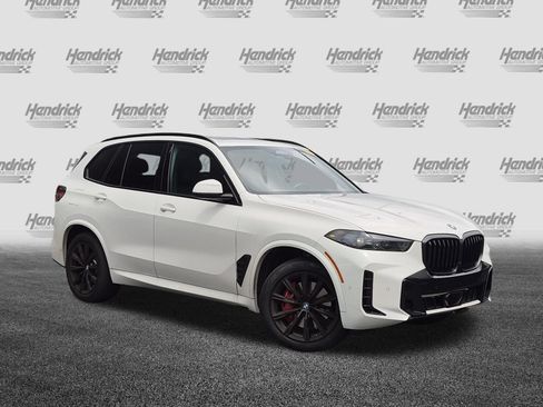 Used 2024 BMW X5 sDrive40i w/ M Sport Package RWD image 2