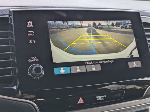 Certified 2022 Honda Pilot Sport image 21