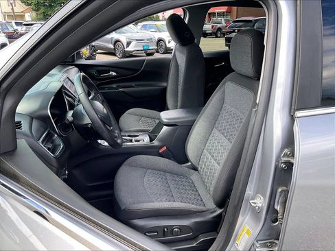 Used 2023 Chevrolet Equinox LT AWD/4WD image 7