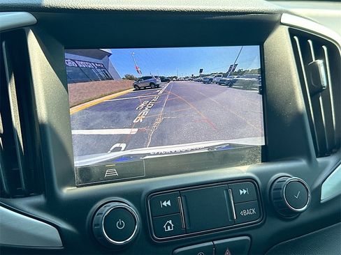 New 2024 GMC Terrain SLE w/ Driver Convenience Package image 23