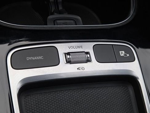 Used 2025 Mercedes-Benz CLA 250 4MATIC image 7