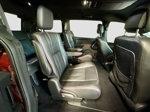 Used 2019 Dodge Grand Caravan GT FWD image 24