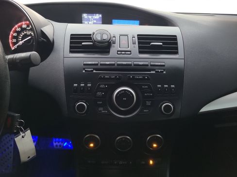 Used 2013 MAZDA MAZDA3 Touring image 14