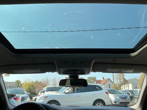 Used 2015 BMW 535i xDrive Sedan image 25