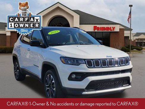 Used 2023 Jeep Compass Limited AWD/4WD image 2