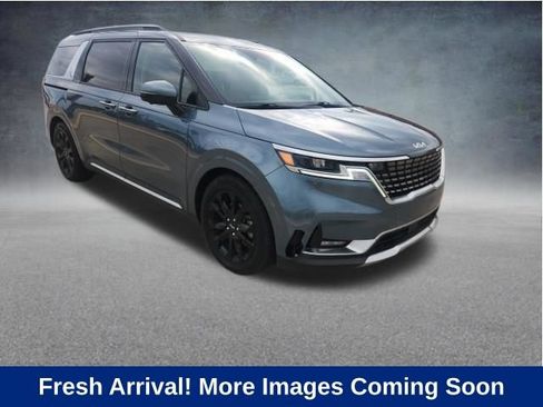 Used 2022 Kia Carnival SX FWD image 1