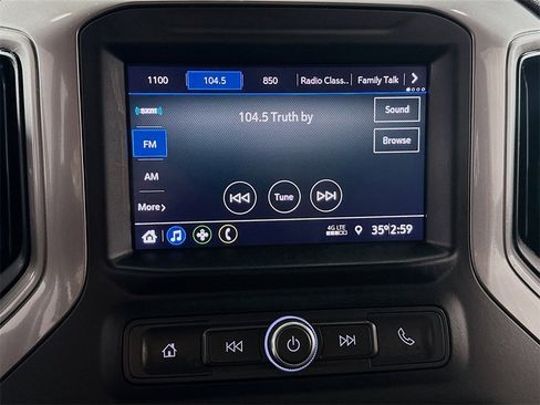 Used 2021 Chevrolet Silverado 1500 Custom image 15