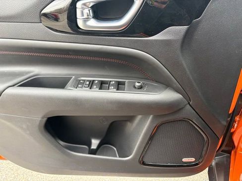 New 2026 Jeep Compass Trailhawk image 9