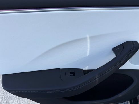 Used 2025 Tesla Model 3 Long Range AWD/4WD image 19