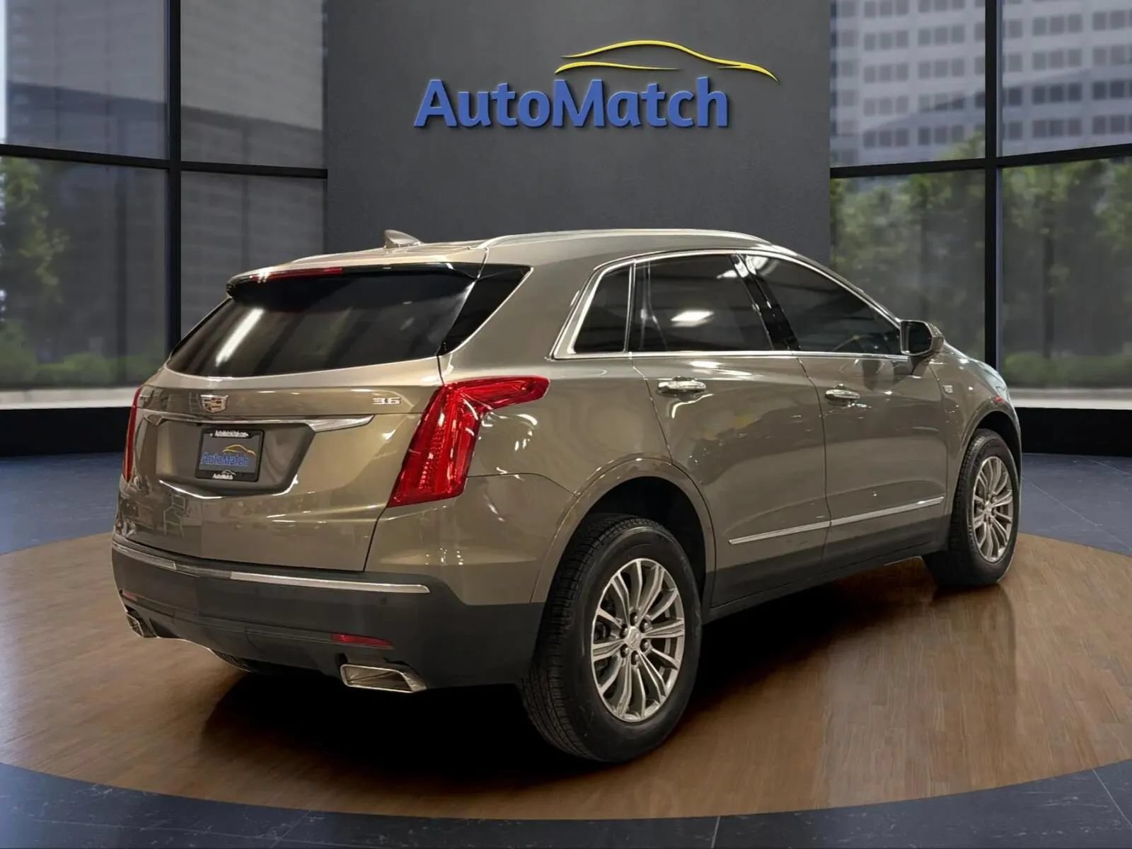 Used 2018 Cadillac XT5 Luxury FWD image 10