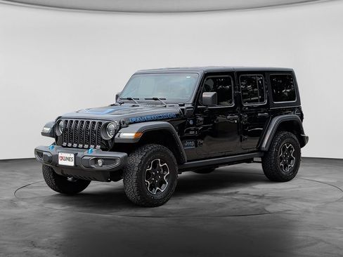 Used 2023 Jeep Wrangler Unlimited Rubicon 4xe w/ Cold Weather Group AWD/4WD image 3