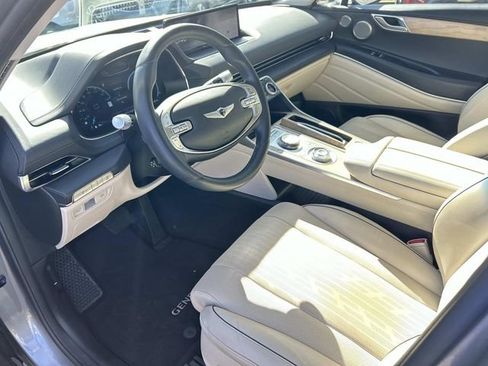 Used 2023 Genesis GV80 2.5T w/ Prestige 20" Package image 12