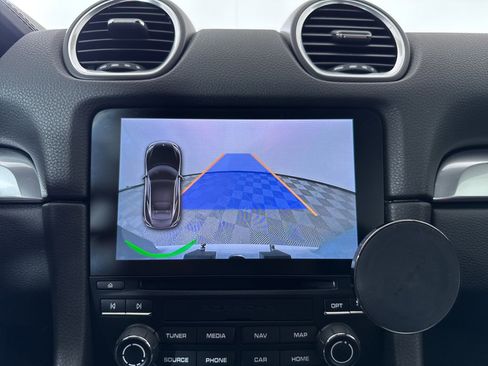 Used 2018 Porsche 718 Cayman image 14