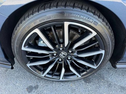 Used 2024 Honda Accord Touring image 27