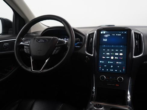 Used 2022 Ford Edge Titanium w/ Equipment Group 301A image 13