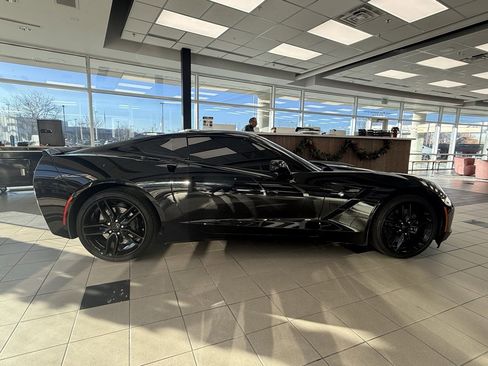 Used 2016 Chevrolet Corvette Stingray Coupe w/ 2LT Preferred Equipment Group image 7