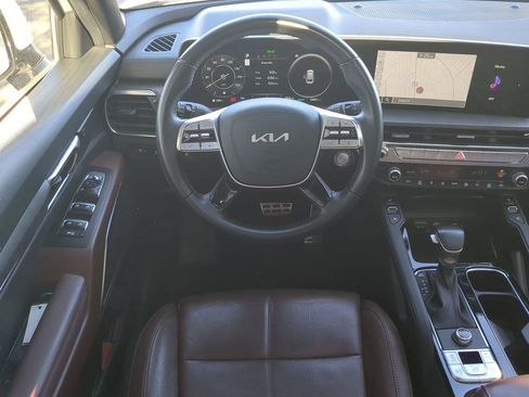 Used 2024 Kia Telluride SX image 14