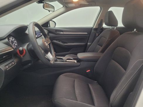 Used 2023 Nissan Altima 2.5 SV FWD image 17