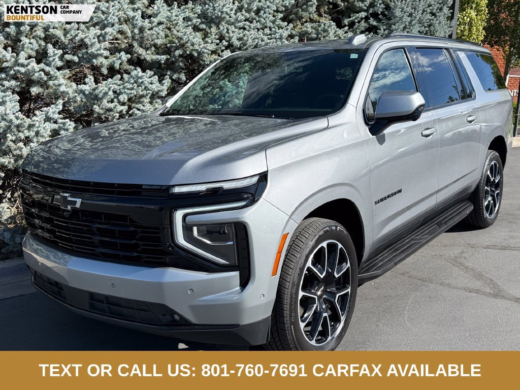 Used 2026 Chevrolet Suburban RST AWD/4WD image 3