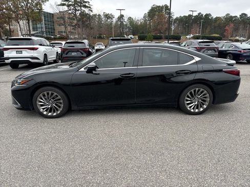Used 2024 Lexus ES 350 Ultra Luxury image 5