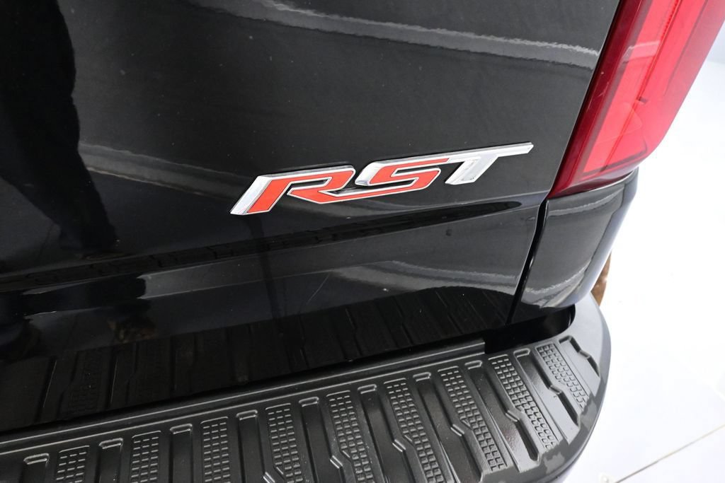 Used 2020 Chevrolet Silverado 1500 RST AWD/4WD image 21