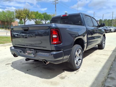 New 2026 RAM 1500 Express image 4