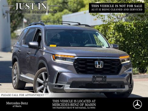 Used 2023 Honda Pilot Elite image 1