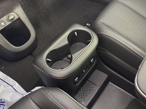 Used 2023 Hyundai Ioniq 5 Limited image 33