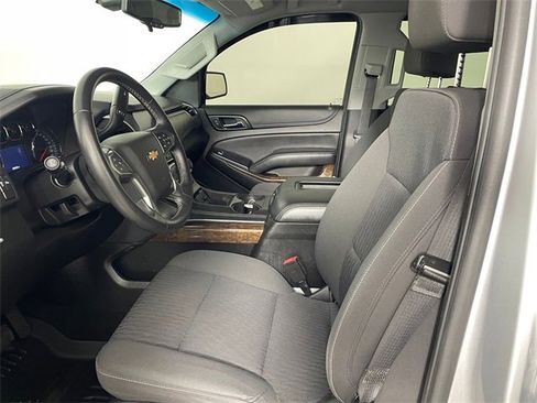 Used 2018 Chevrolet Tahoe LS image 2