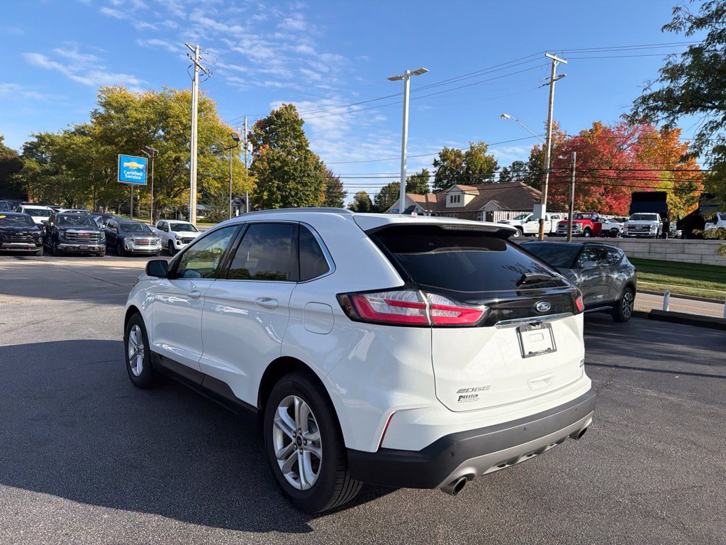 Used 2020 Ford Edge SEL w/ Cold Weather Package AWD/4WD image 4